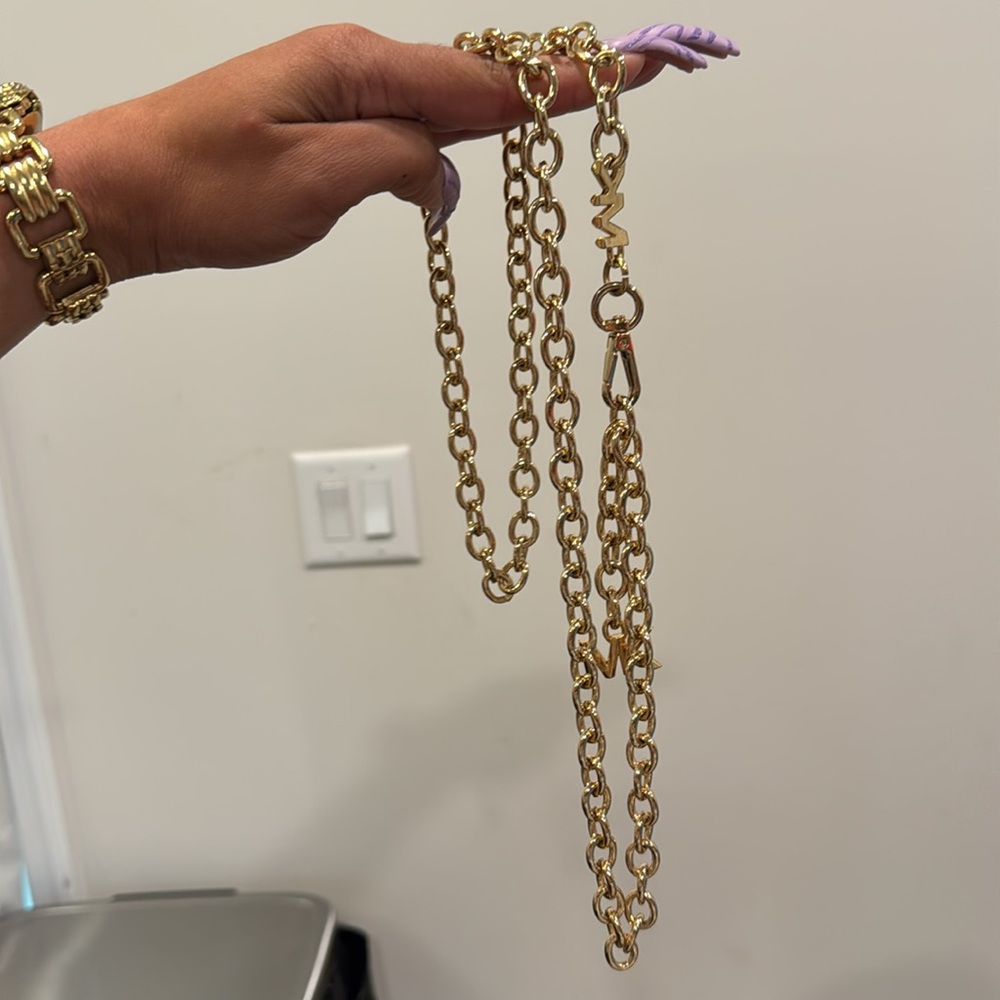 Michael Kors Gold Classic Link waist belt - Picture 3 of 3